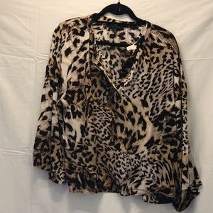 Wide Sleeved BR Japan leopard blouse